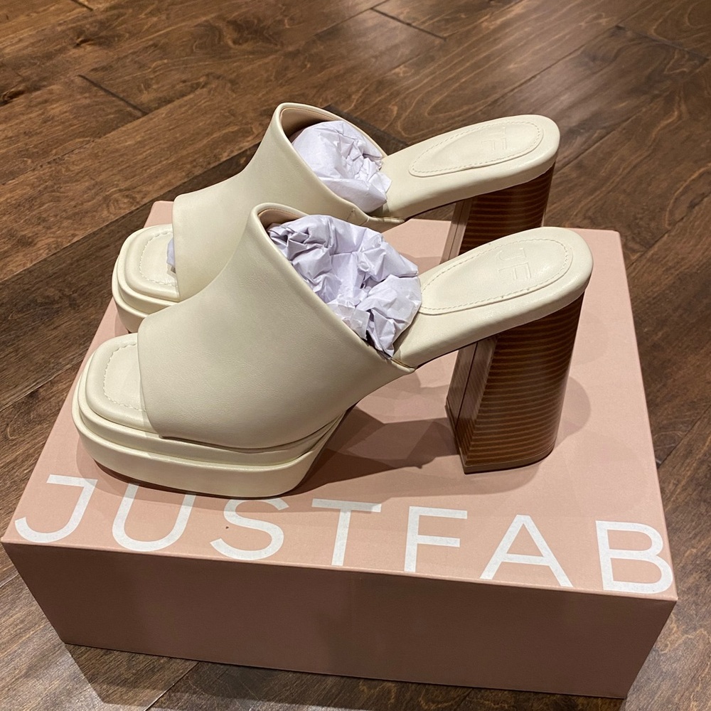 NEW JustFab Bristol Chunky Heel Platform Sandals - Size 9